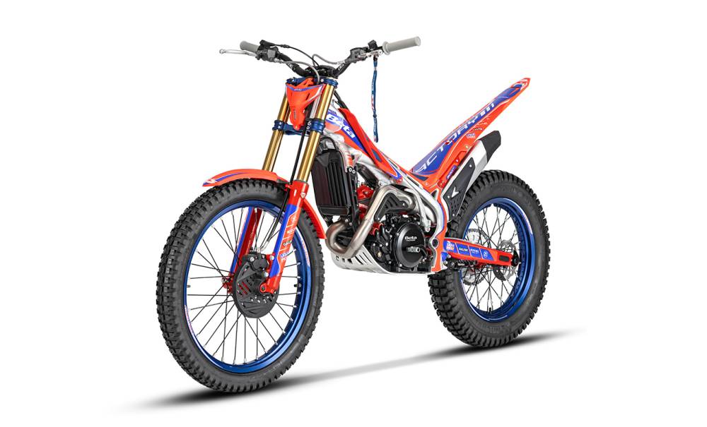 EVO-FACTORY-300-2T_front