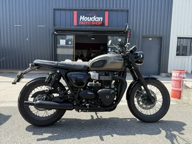 TRIUMPH BONNEVILLE T100 BLACK 2020
